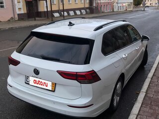 2021 Volkswagen Golf VIII, белый, 2299999 рублей, вид 5