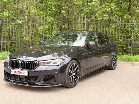 2019 BMW 5 серии 540i xDrive VII (G30/G31/G38), синий, 5000000 рублей, вид 1