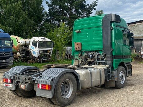 2003 Mercedes-Benz Actros, зелёный, 1300000 рублей, вид 5
