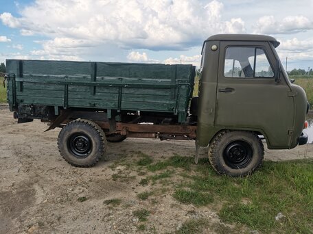 1986 УАЗ 3303, зелёный, 210000 рублей, вид 4