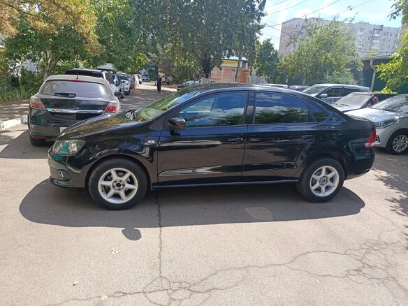 2013 Volkswagen Polo V, чёрный, 999999 рублей - вид 16