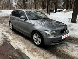 2009 BMW 1 серии 120i I (E81/E82/E87/E88) Рестайлинг, серый, 700000 рублей, вид 2
