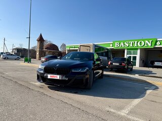 2022 BMW 5 серии 530i VII (G30/G31/G38) Рестайлинг, чёрный, 5000000 рублей, вид 2