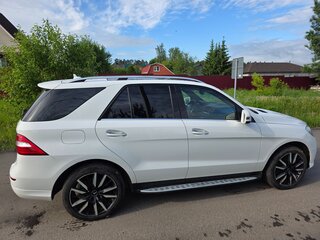 2014 Mercedes-Benz M-Класс 500 III (W166), белый, 2400000 рублей, вид 3