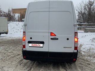 2021 Renault Master, белый, 4350000 рублей, вид 4