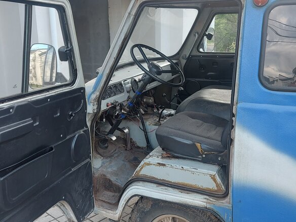 2004 УАЗ 3909, серый, 320000 рублей - вид 3