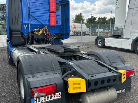 2020 Iveco Stralis, синий, 1900000 рублей, вид 5