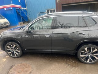 2023 Volkswagen Tayron I Рестайлинг, чёрный, 4300000 рублей, вид 4