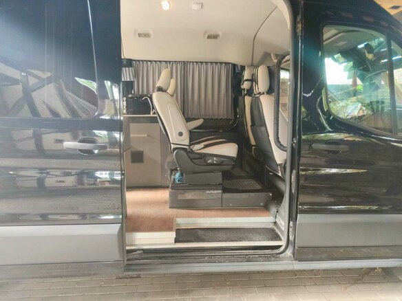 2017 Ford Transit, чёрный, 3490000 рублей - вид 14