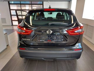 2020 Nissan Qashqai II Рестайлинг, чёрный, 2300000 рублей, вид 3