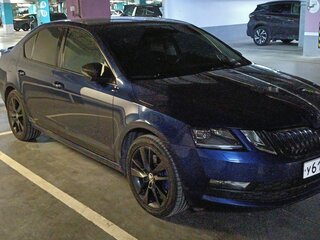 2017 Skoda Octavia III (A7) Рестайлинг, синий, 2100000 рублей, вид 1