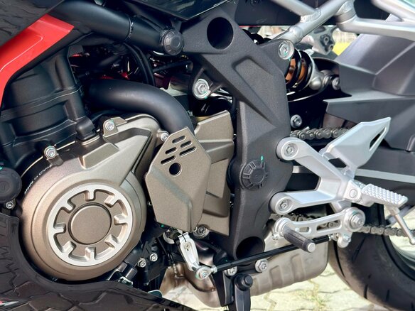 2026 QJMotor SRK 421 RR, чёрный, 629000 рублей - вид 16