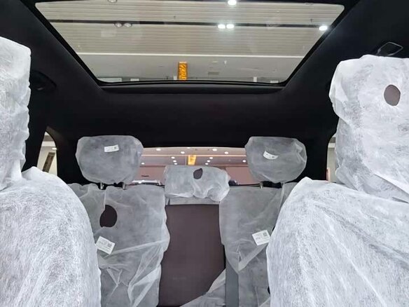 2025 Geely Monjaro (Xingyue L) I Рестайлинг 2 (China Market), белый - вид 12