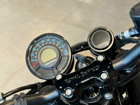 2026 Royal Enfield Shotgun, зелёный, 732000 рублей, вид 2