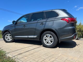 2019 Mitsubishi Outlander III Рестайлинг 3, серый, 1550000 рублей, вид 5