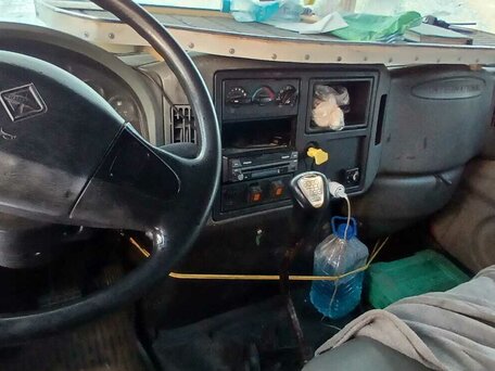 2003 International 4000 Series, красный, 800000 рублей, вид 5