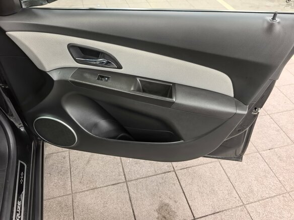 2013 Chevrolet Cruze I Рестайлинг, чёрный, 930000 рублей - вид 15