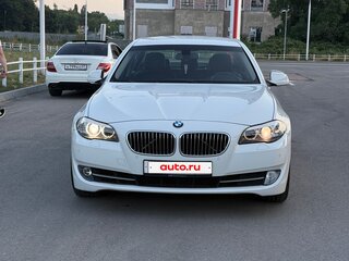 2012 BMW 5 серии 520i VI (F10/F11/F07), белый, 1795000 рублей, вид 2