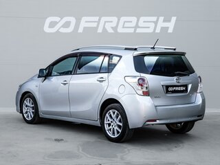 2011 Toyota Verso I, серебристый, 945000 рублей, вид 2