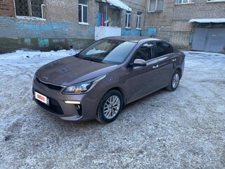 2020 Kia Rio IV, коричневый, 1650000 рублей, вид 1
