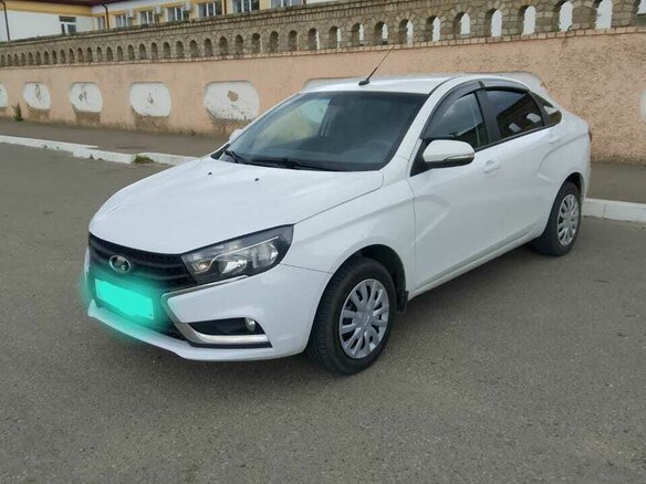 2021 Lada (ВАЗ) Vesta I, белый, 928000 рублей - вид 1
