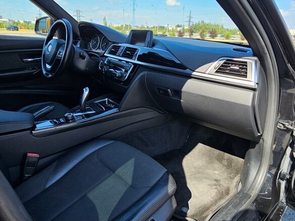 2015 BMW 3 серии 320i VI (F3x) Рестайлинг, чёрный, 1930000 рублей - вид 4
