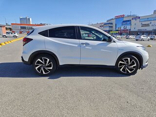 2018 Honda Vezel I Рестайлинг, белый, 1799000 рублей, вид 4