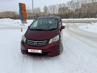 2009 Honda Freed I, красный, 1080000 рублей, вид 1