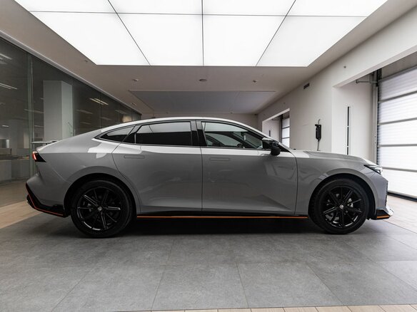 2024 Changan UNI-V I, серый, 3259900 рублей - вид 8