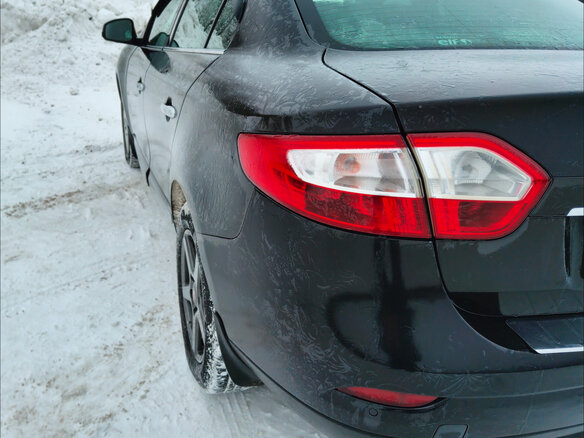 2010 Renault Fluence I, чёрный, 660000 рублей - вид 4