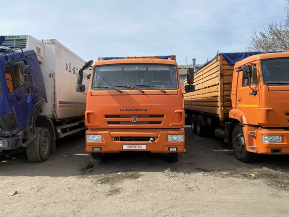 2018 КамАЗ 65115, оранжевый, 3600000 рублей