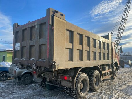 2021 Sinotruk Howo ZZ3327, красный, 4500000 рублей, вид 3