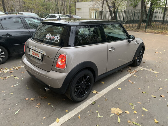 2013 Mini Hatch Cooper II (R56) Рестайлинг, серый - вид 2