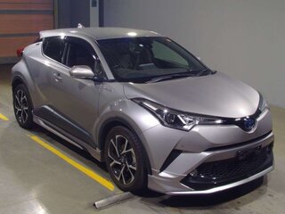 2017 Toyota C-HR I, серый, 2400000 рублей, вид 3