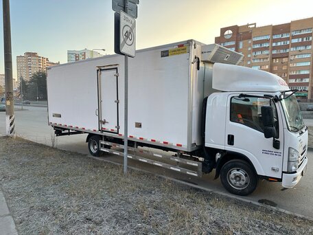 2024 Isuzu Forward (F-Series), белый, 6800000 рублей, вид 2