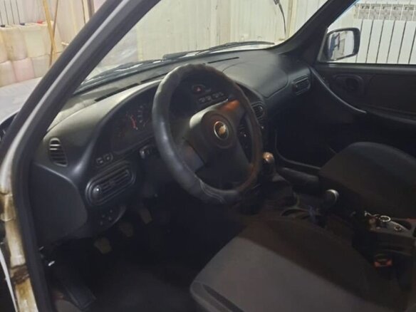 2016 Chevrolet Niva I Рестайлинг, белый, 790000 рублей - вид 5