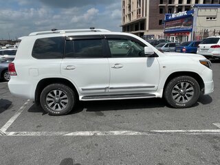 2010 Toyota Land Cruiser 200 Series, белый, 3250000 рублей, вид 2