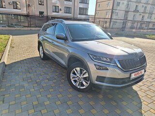 2021 Skoda Kodiaq I, коричневый, 3700000 рублей, вид 1