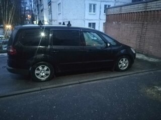 2008 Ford Galaxy II, чёрный, 750000 рублей, вид 3