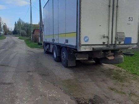 1993 Volvo F-Series, белый, 950000 рублей, вид 2