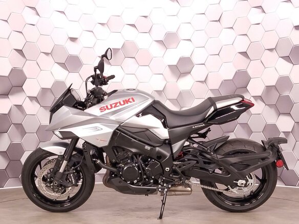 2020 Suzuki GSX-S 1000S Katana, серебристый, 1177000 рублей - вид 3