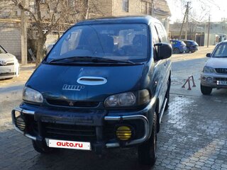 1994 Mitsubishi Delica IV, зелёный, 870000 рублей, вид 1