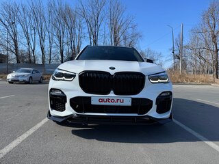 2019 BMW X5 30d IV (G05/G18), белый, 4950000 рублей, вид 1