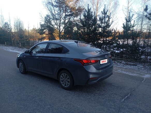 2017 Hyundai Solaris II, серый, 1050000 рублей - вид 6