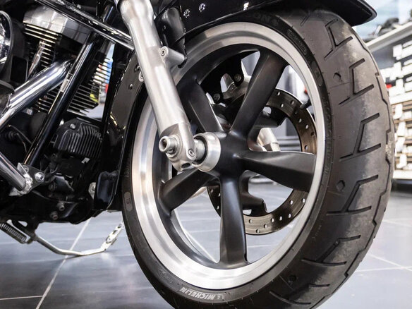2014 Harley-Davidson Dyna Switchback, чёрный, 980000 рублей - вид 8