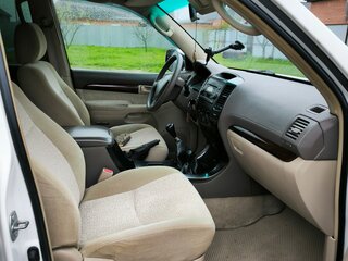 2004 Toyota Land Cruiser Prado 120 Series, белый, 1300000 рублей, вид 5
