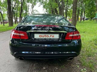 2009 Mercedes-Benz E-Класс 350 IV (W212, S212, C207), чёрный, 1688757 рублей, вид 3