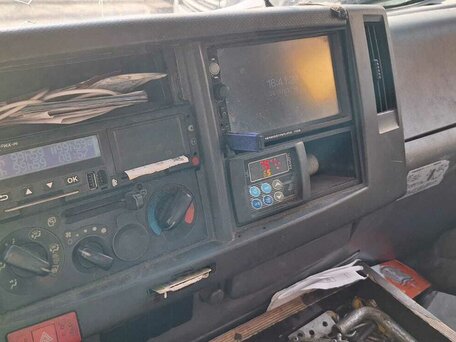 2016 Isuzu Elf (N-series), белый, 1700000 рублей, вид 2