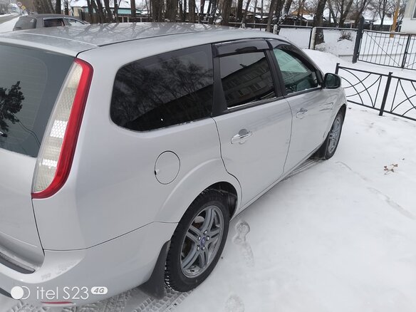2011 Ford Focus II Рестайлинг, серебристый, 750000 рублей - вид 13