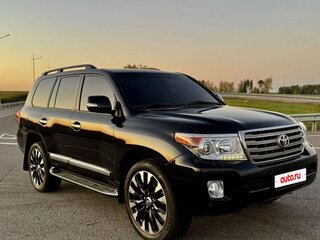 2012 Toyota Land Cruiser 200 Series Рестайлинг 1, чёрный, 3000000 рублей, вид 1